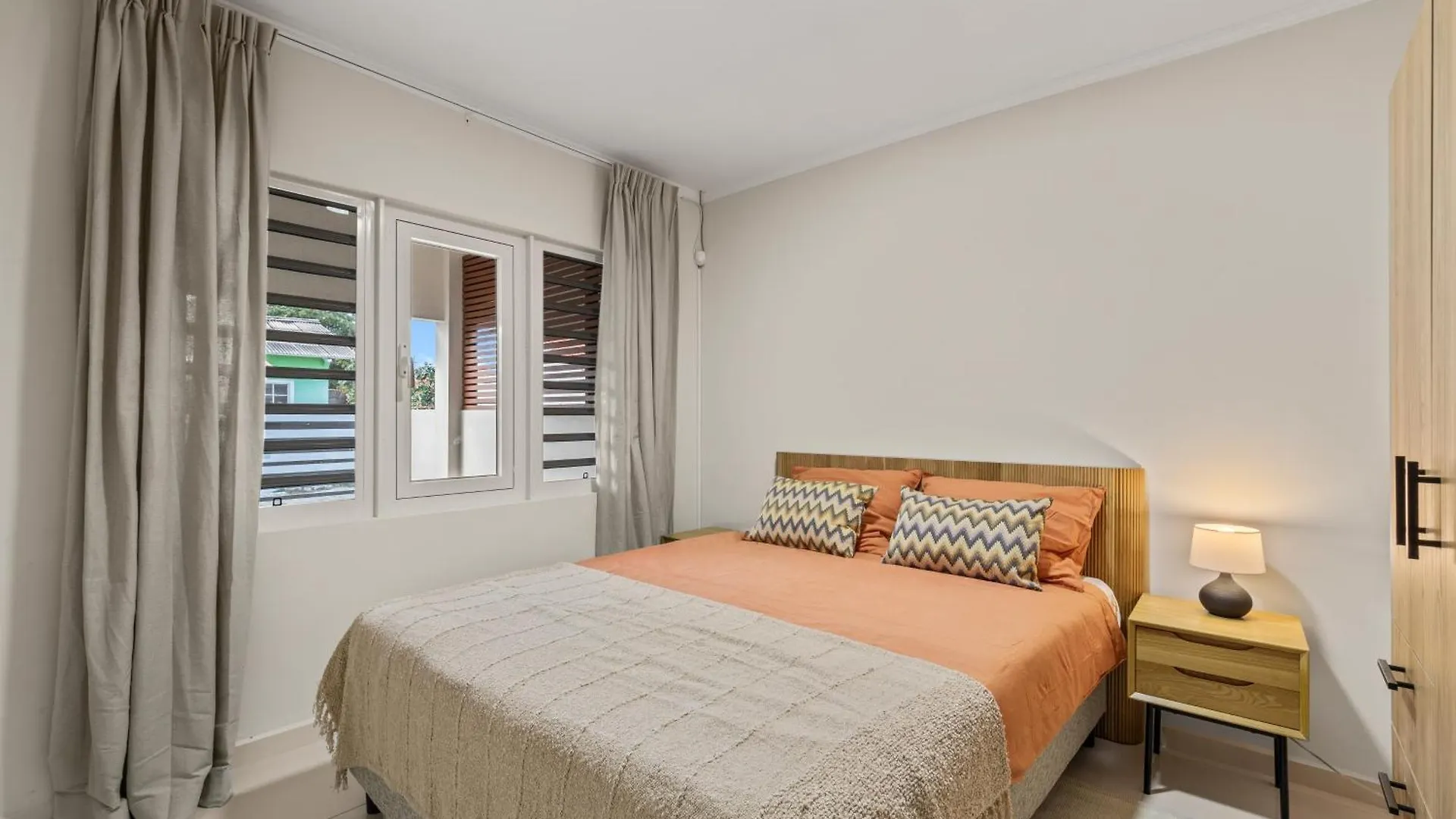 Bunita Den Bario Apartments 빌렘스타트