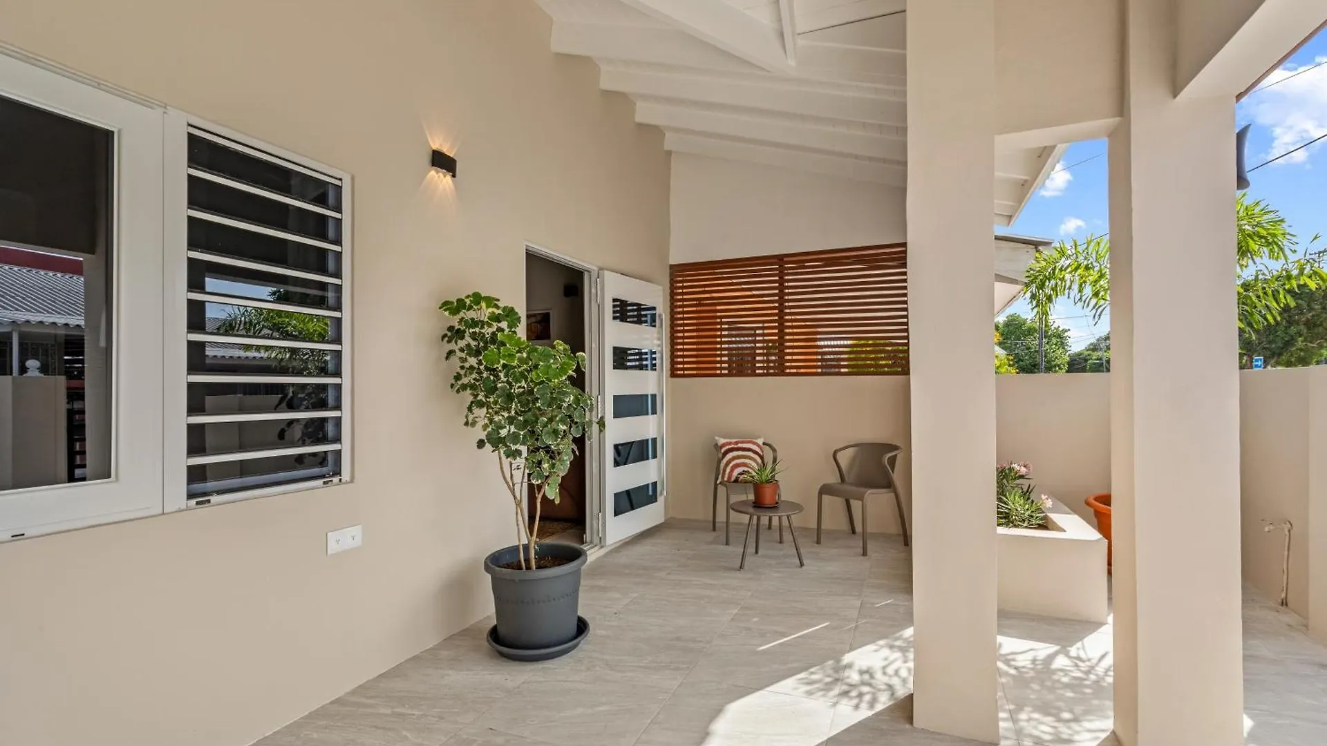 Bunita Den Bario Apartments Willemstad